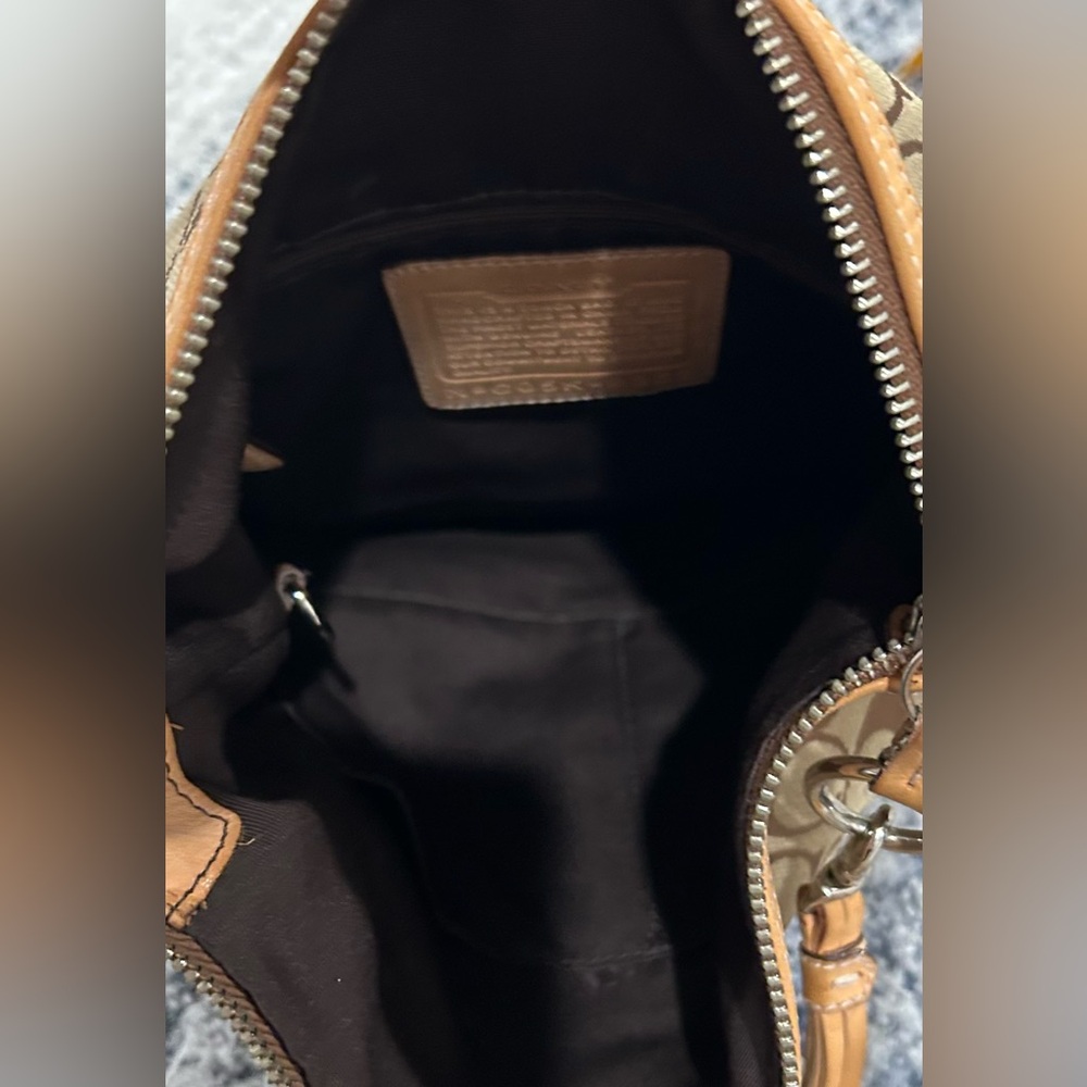 Coach Handbag - Picture 11 of 16